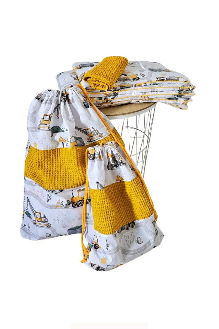 Ivory Minimal Work Life Pinterest Pin (9).jpg