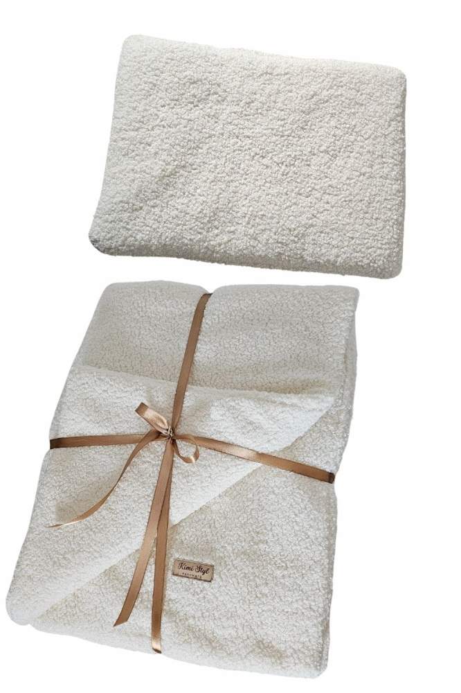 białe tło - 2025-09-26T101302.613.jpg