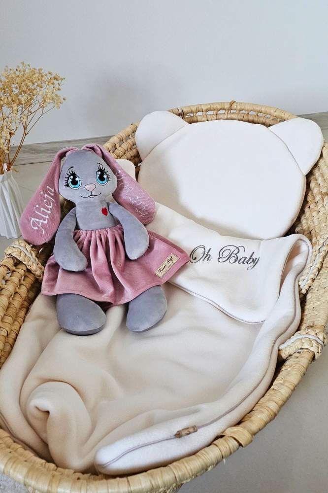 białe tło - 2025-12-28T175836.946.jpg