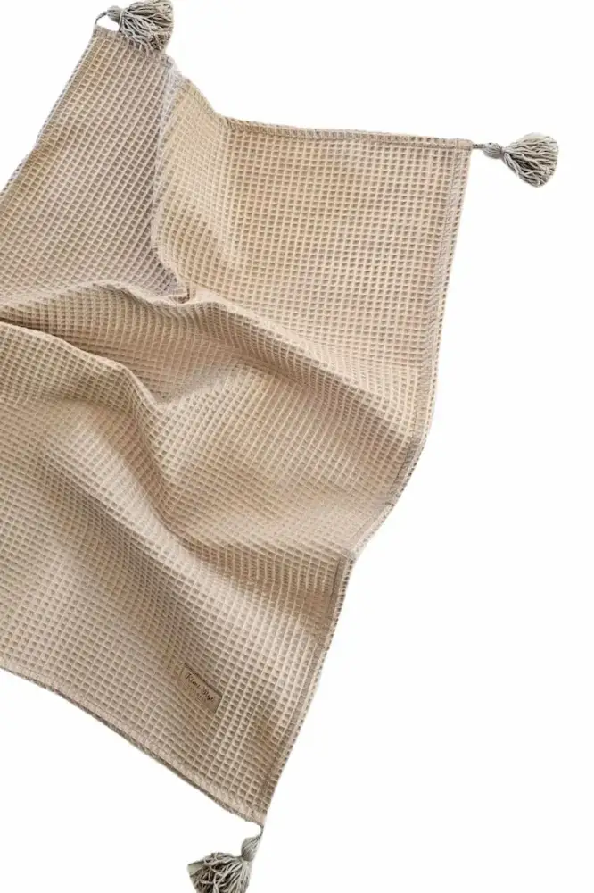 Kocyk otulacz wafelkowy z chwostami BEŻOWY