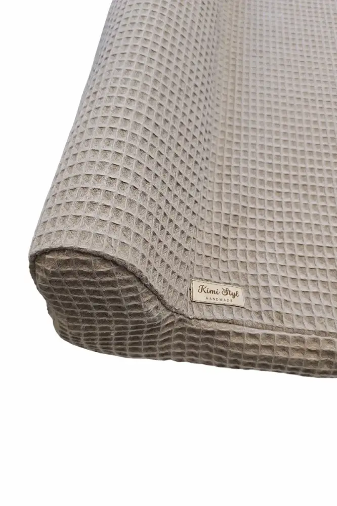 białe tło - 2026-03-19T034322.486_wynik.webp